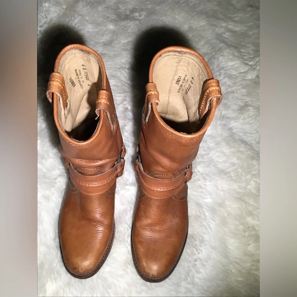 Frye brown womens leather riding boots size 6